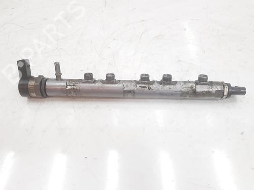 Used Injection rail BMW 3 Coupe (E92) 320 d (177 hp) 18159148