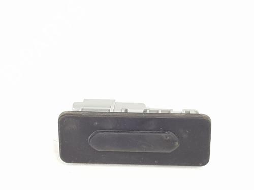 tailgate-handle-dacia-duster-pym_-pyn_-2023-34736082 main image