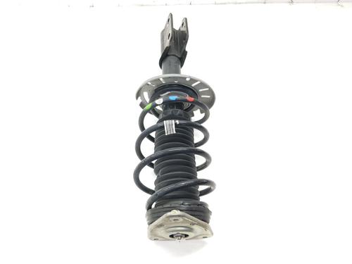 Used Left front shock absorber PEUGEOT 308 II (LB_, LP_, LW_, LH_, L3_) [2013-2021]  26005180