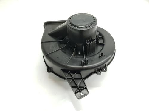 Heater blower motor VW POLO V (6R1, 6C1) 1.4 TDI | BP26224975M62 