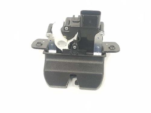Used Tailgate lock HYUNDAI TUCSON (TL, TLE) 1.7 CRDi (116 hp) 7550100