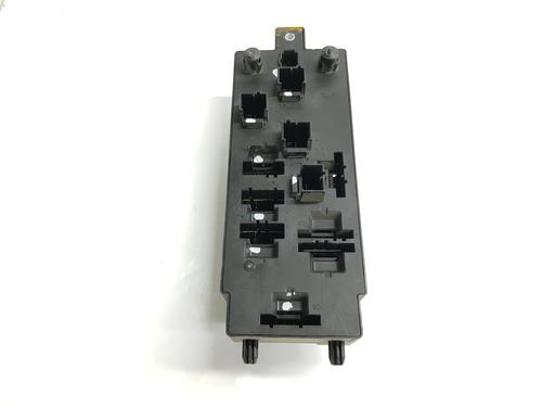 Fuse box LAND ROVER RANGE ROVER SPORT II (L494) 3.0 TDV6 4x4 | BP26214747E1 