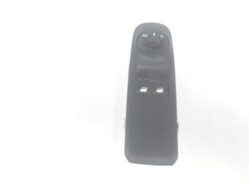 Used Left front window switch Left front window switch 36870022 36870022