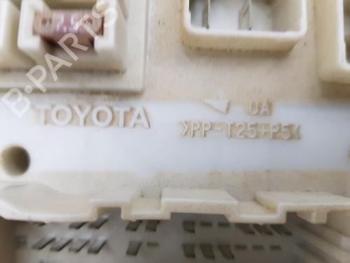 Fuse box TOYOTA LAND CRUISER PRADO (_J12_) 3.0 D-4D (KDJ120, KDJ125) | BP10730068E1 