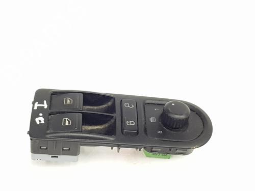 BP30682212I27 main image