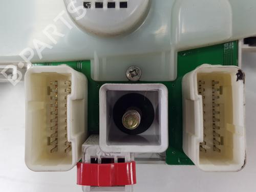 Instrument cluster TOYOTA LAND CRUISER PRADO (_J12_) 3.0 D-4D (KDJ120, KDJ125) | BP21484753C47 