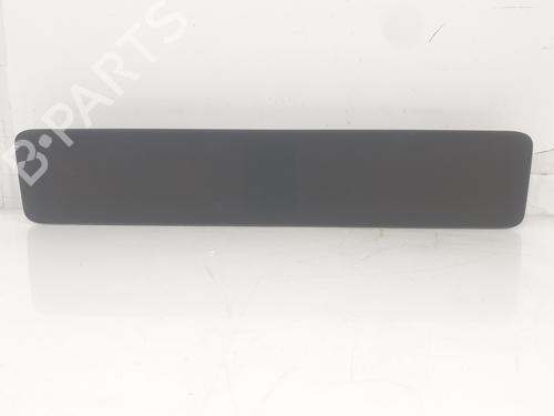 display-monitor-mercedes-benz-glb-x247-2019-36807381 main image