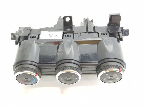 Used Climate control Climate control 37630912 37630912