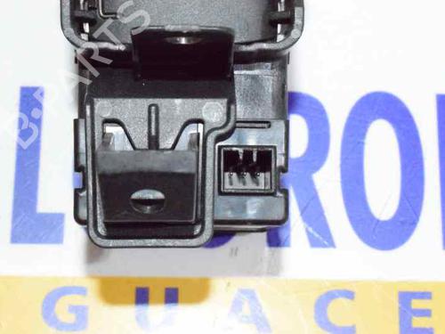 Other VOLVO V40 Hatchback (525) D2 | BP14122026O1