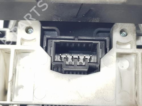 Switch LAND ROVER RANGE ROVER SPORT I (L320) 2.7 D 4x4 | BP13757930I30 