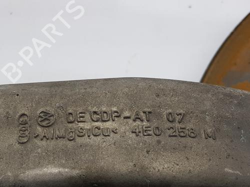 Right front steering knuckle BENTLEY CONTINENTAL FLYING SPUR (3W_) 6.0 | BP17981268M26 