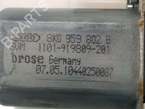 Right front window motor AUDI Q5 (8RB) 2.0 TFSI quattro | BP7774083E20 