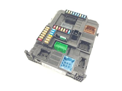 Fuse box PEUGEOT 208 I (CA_, CC_) 1.2 VTI 82 | BP18904796E1 