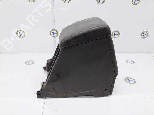 Used Armrest / Center console NISSAN PATROL GR V Wagon (Y61) 2.8 TD (129 hp) 7893089