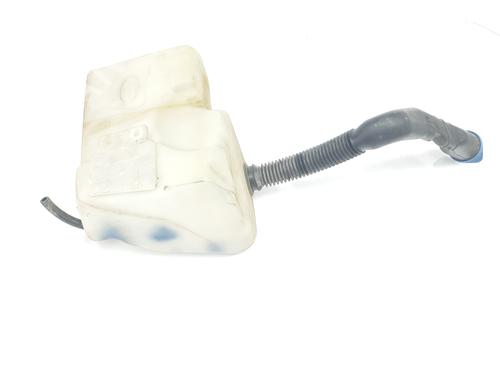 Windscreen washer tank LAND ROVER DISCOVERY III (L319) 2.7 TD 4x4 | BP10084200C113 