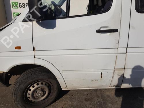 Fuse box MERCEDES-BENZ SPRINTER 2-t Van (B901, B902) 212 D (901.461, 901.462, 902.461, 902.462) | BP9859739E1 