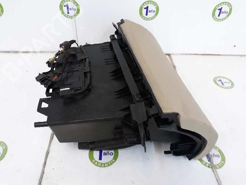 Glove box MERCEDES-BENZ B-CLASS Sports Tourer (W245) B 180 CDI (245.207) | BP5250821C95 