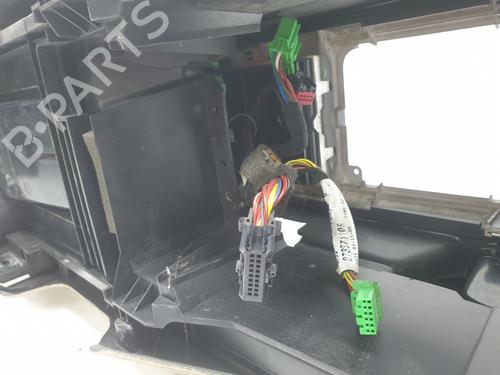 Armrest / Center console LAND ROVER DISCOVERY III (L319) 2.7 TD 4x4 | BP20191594I20 