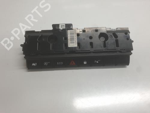 BP33932398I22 main image