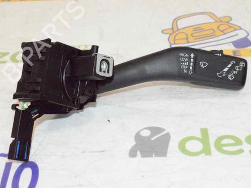 Commodo Essuie Glace / Phare SEAT LEON (1P1) 1.9 TDI (105 hp) 1364329