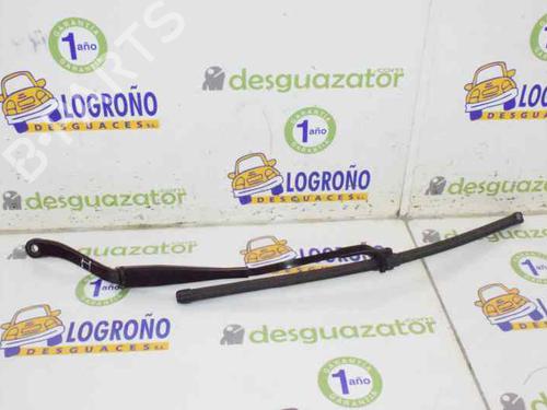 Used Front windshield wiper arm MERCEDES-BENZ C-CLASS (W204) C 220 CDI (204.002) (170 hp) 7895239