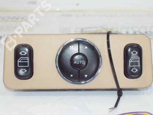 Used Right rear window switch Right rear window switch MERCEDES-BENZ M-CLASS (W163) ML 270 CDI (163.113) (163 hp) 1364303 1364303