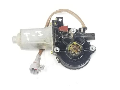 Used Left rear window motor TOYOTA LAND CRUISER 90 (_J9_) 3.0 TD (KZJ90_, KZJ95_, KZJ90R, KZJ95R, KZJ90W, KZJ95W) (125 hp) 9160282