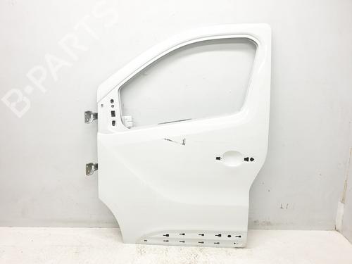 Used Left front door RENAULT TRAFIC III Bus (JG_) [2014-2025]  21003417