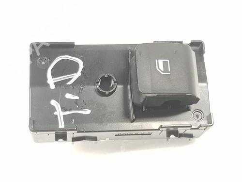 Used Right rear window switch HYUNDAI TUCSON (TL, TLE) 1.6 CRDi hybrid 48V (136 hp) 15821532