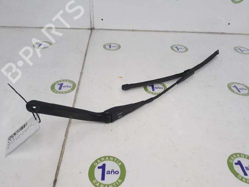Used Front windshield wiper arm BMW 1 (E87) 120 d (177 hp) 4930949