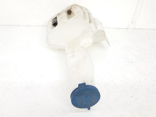 Used Windscreen washer tank VW CRAFTER 30-50 Van (2E_) 2.0 TDI (109 hp) 8696295
