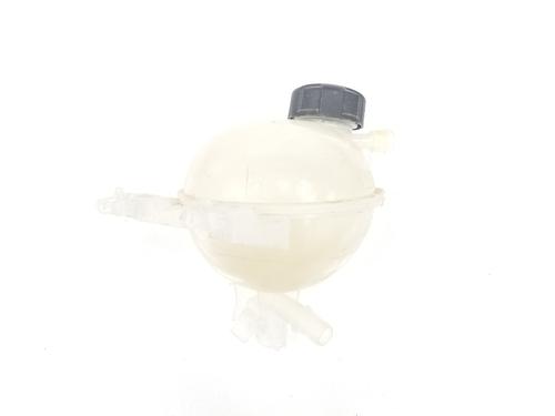 Used Expansion tank CITROËN C4 CACTUS 1.2 PureTech 130 (131 hp) 11353813