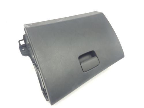 Guantera MERCEDES-BENZ GLA-CLASS (X156) GLA 200 CDI / d (156.908) | BP21073220C95