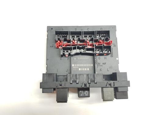 Used Fuse box Fuse box AUDI A3 Sportback (8PA) 2.0 TDI 16V (140 hp) 33543282 33543282
