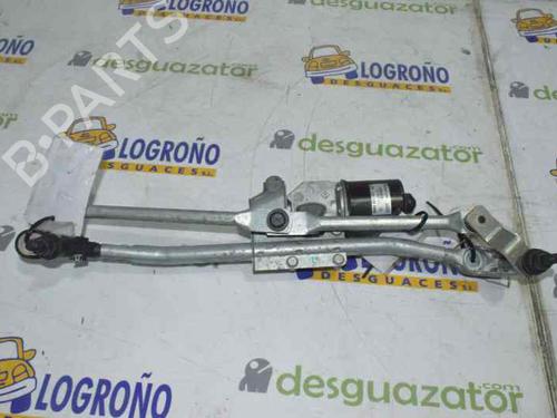 Used Front wiper motor BMW 1 (E87) 118 d (143 hp) 1325313