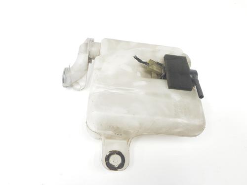 Windscreen washer tank TOYOTA LAND CRUISER 90 (_J9_) 3.0 TD (KZJ90_, KZJ95_, KZJ90R, KZJ95R, KZJ90W, KZJ95W) | BP16523644C113 