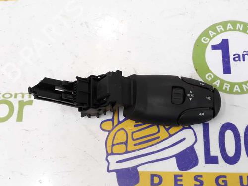 Used Steering wheel controls PEUGEOT EXPERT Van (VF3A_, VF3U_, VF3X_) 1.6 HDi 90 8V (90 hp) 3157760
