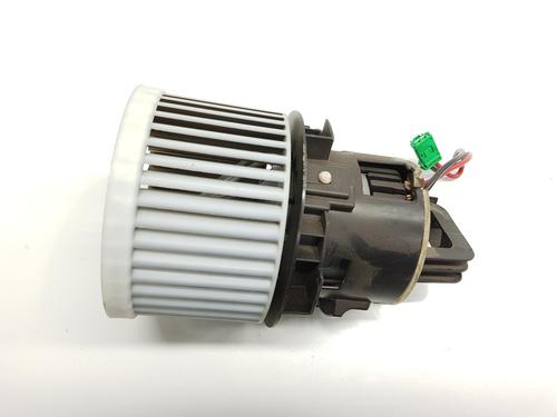 Heater blower motor PEUGEOT 308 II (LB_, LP_, LW_, LH_, L3_) 1.2 THP 130 | BP22610976M62 