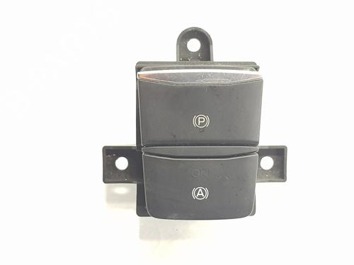 BP30745813O1 main image