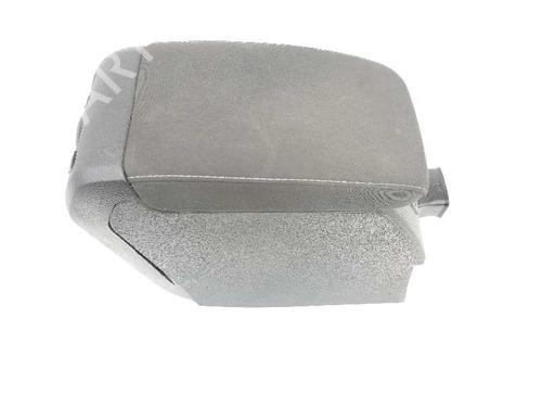 Used Armrest / Center console VW GOLF VI (5K1) 2.0 GTi (235 hp) 7579341