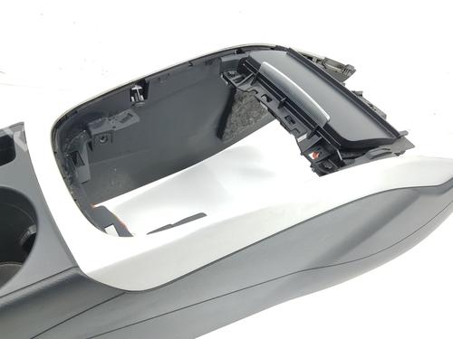 Armrest / Center console AUDI A5 Sportback (8TA) 2.0 TDI | BP17478483I20 