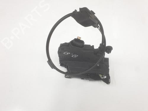 front-right-lock-renault-trafic-iii-van-fg_-2014-36052428 main image
