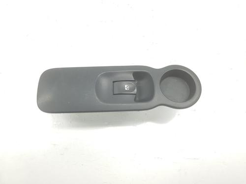 Used Right front window switch Right front window switch RENAULT MODUS / GRAND MODUS (F/JP0_) 1.5 dCi (FP0F, JP0F) (86 hp) 6888351 6888351