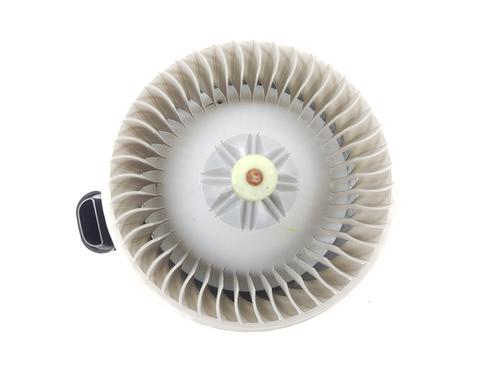 Used Heater blower motor TOYOTA YARIS (_P13_) 1.3 (NSP130_, NSP130) (99 hp) 14085541