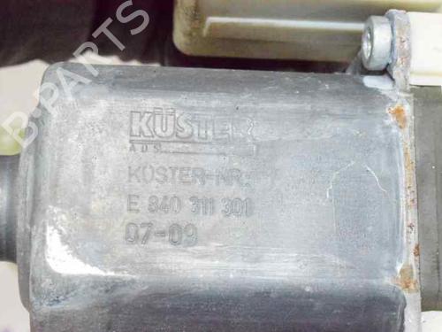 Right front window motor BMW X3 (E83) xDrive 30 d | BP1288689E20 