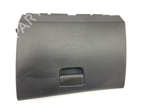 Used Glove box MERCEDES-BENZ GLA-CLASS (X156) GLA 180 (156.942) (122 hp) 22406221
