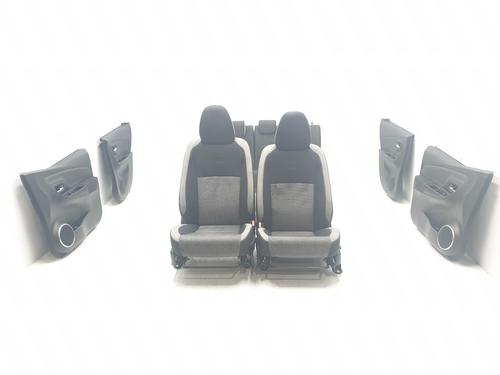 Used Seats set TOYOTA YARIS (_P13_) 1.5 (NSP131_) (112 hp) 21595881