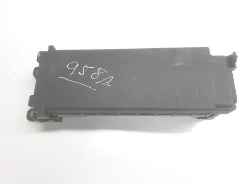 Used Fuse box Fuse box MERCEDES-BENZ VITO Tourer (W447) 114 CDI (447.701, 447.703, 447.705) (136 hp) 34461148 34461148