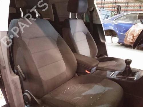 Andere VW PASSAT B7 Variant (365) 2.0 TDI | BP13097995O1 
