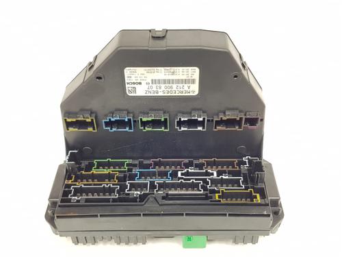 Used Fuse box MERCEDES-BENZ E-CLASS (W212) E 220 CDI / BlueTEC (212.001, 212.002) (170 hp) 24293030